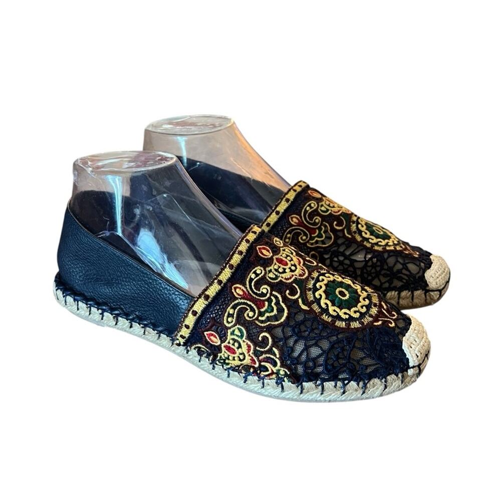Valentino Garavani Navy Blue Leather and Floral Lace Espadrille Flats EU 38 US 8
